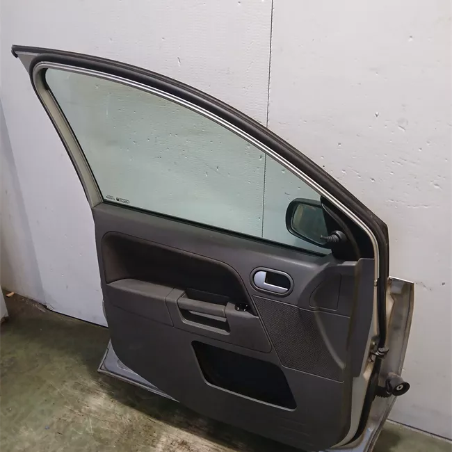 Porta anteriore sinistra