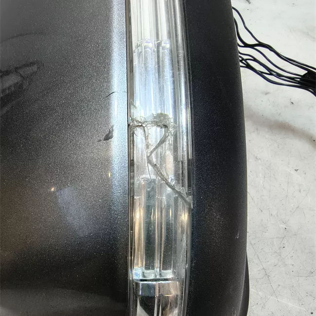 Cristallo retrovisore esterno destro