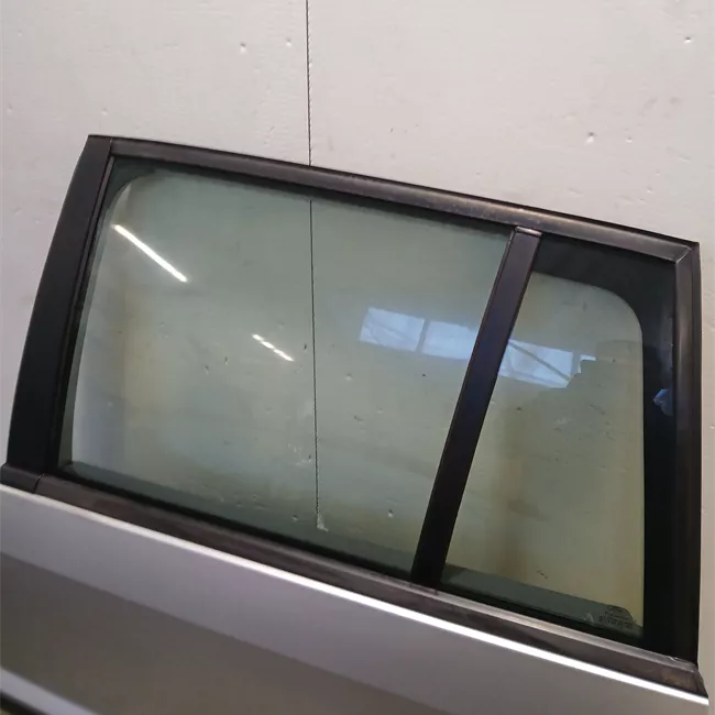 Porta posteriore sinistra