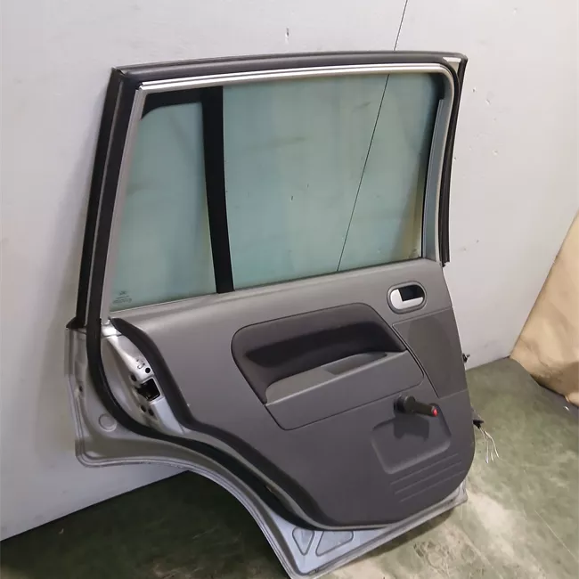 Porta posteriore sinistra