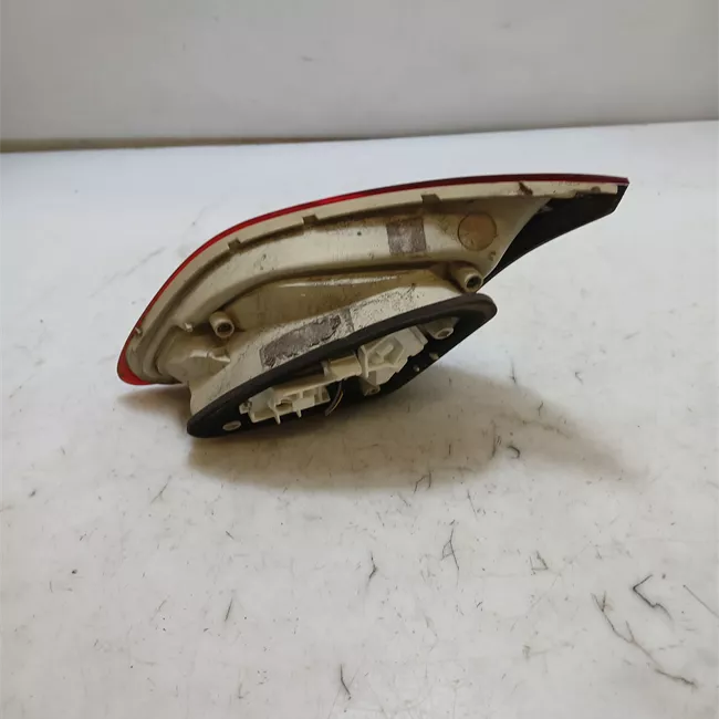 Fanale posteriore parte interno sinistro