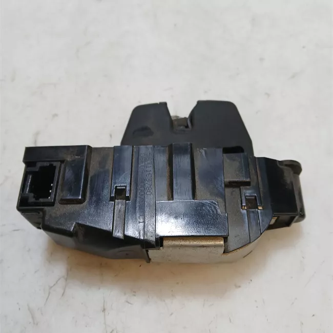 Serratura portello posteriore