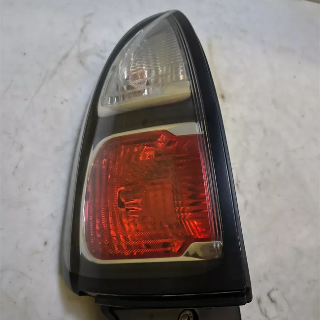 Fanale posteriore sinistro