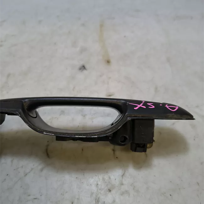 Maniglia porta anteriore sinistra nero