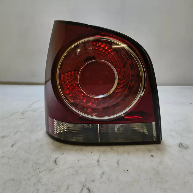 Fanale posteriore sinistro