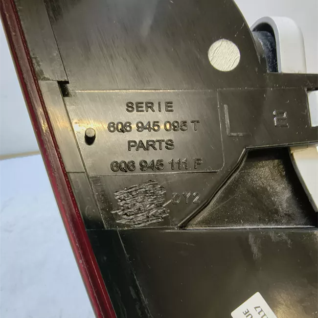 Fanale posteriore sinistro