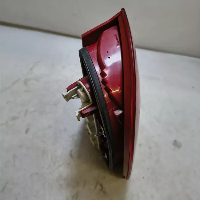 Fanale posteriore sinistro