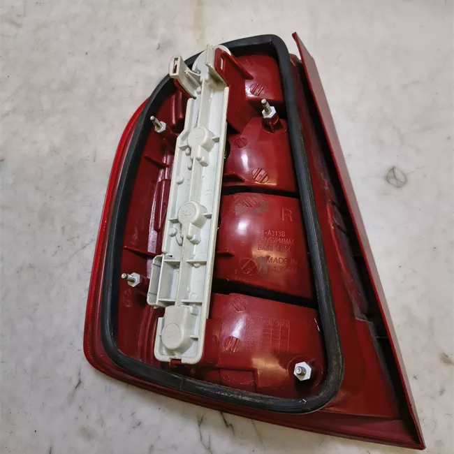 Fanale posteriore destro