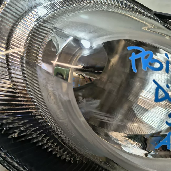 Fanalino anteriore destro