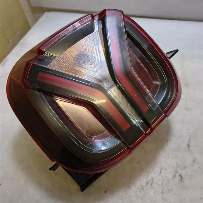 Fanale posteriore sinistro