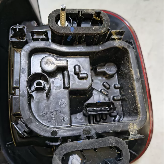 Fanale posteriore sinistro