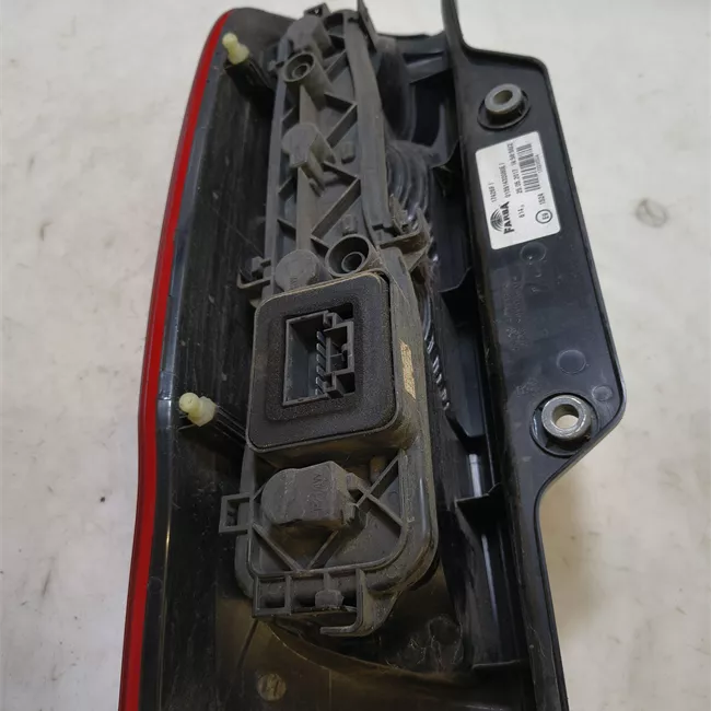 Fanale posteriore destro