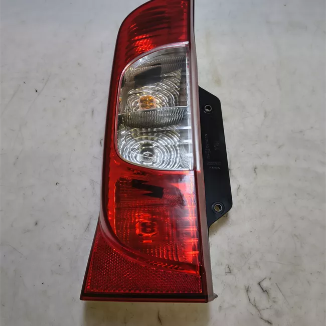 Fanale posteriore sinistro