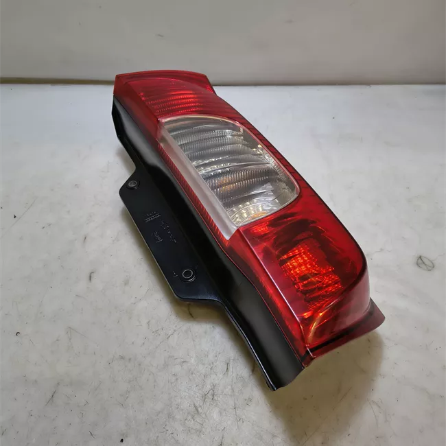 Fanale posteriore sinistro