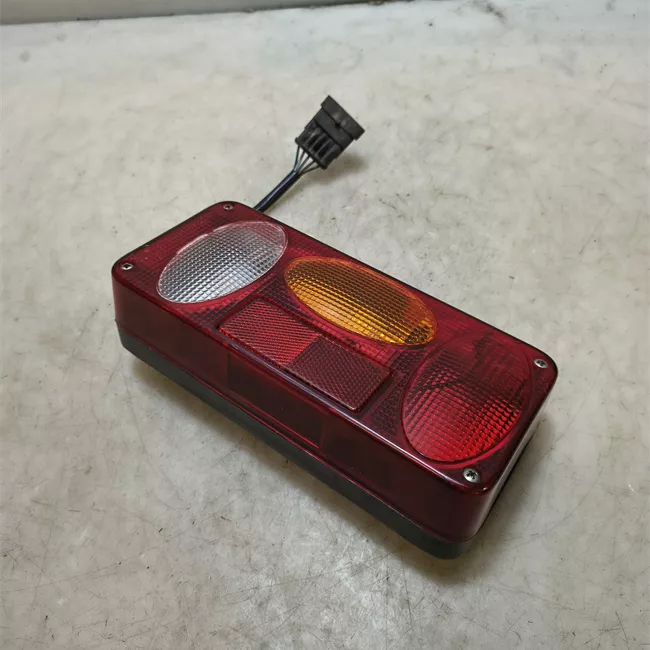 Fanale posteriore sinistro