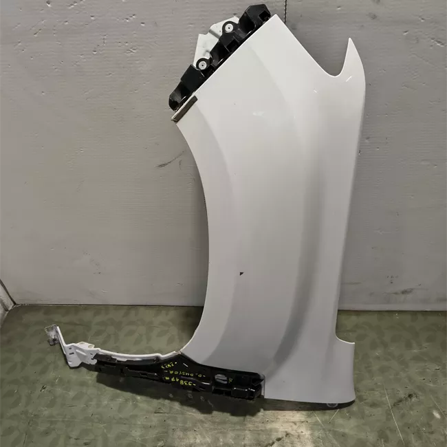 Parafango anteriore sinistro