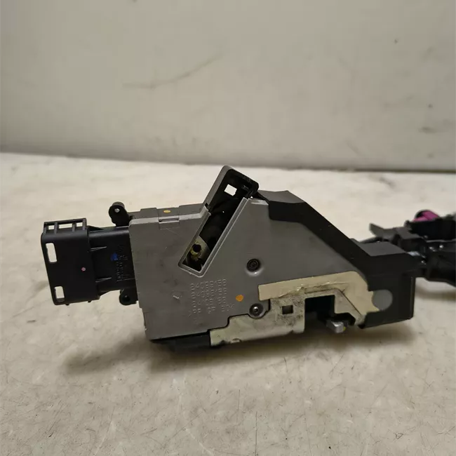 Serratura porta posteriore destra