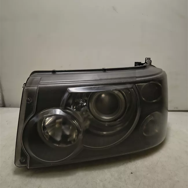 Proiettore sinistro Xeno