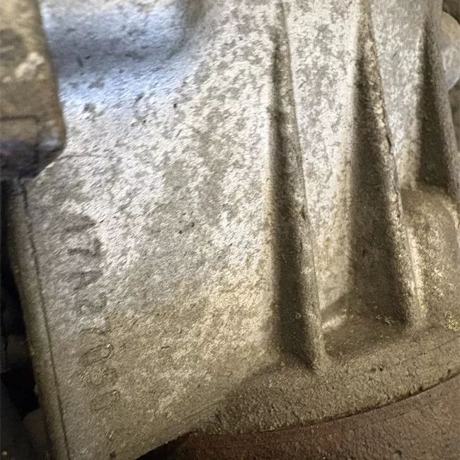 Scatola differenziale centrale sinistra