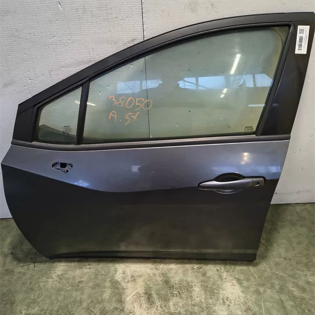 Porta anteriore sinistra