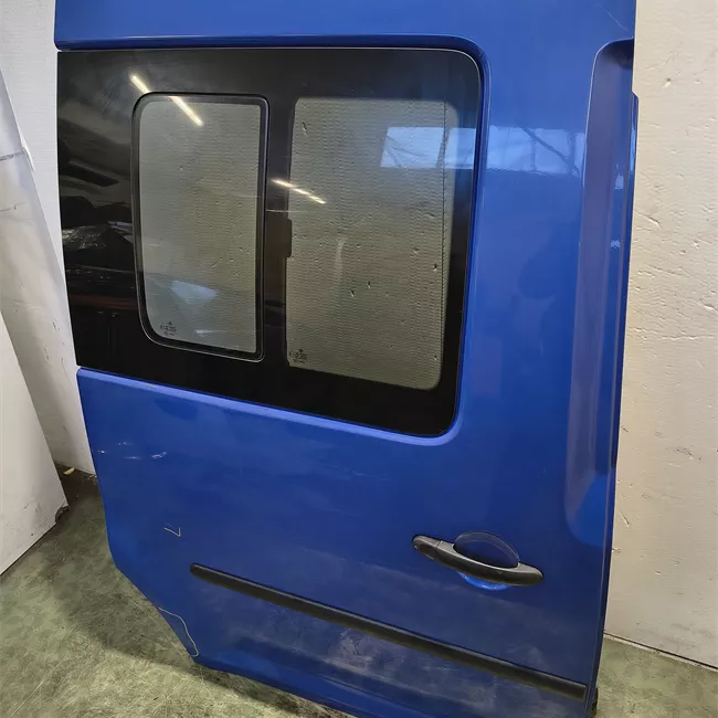 Porta posteriore destra con finestrino