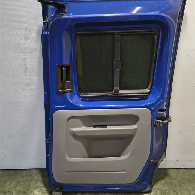 Porta posteriore destra con finestrino