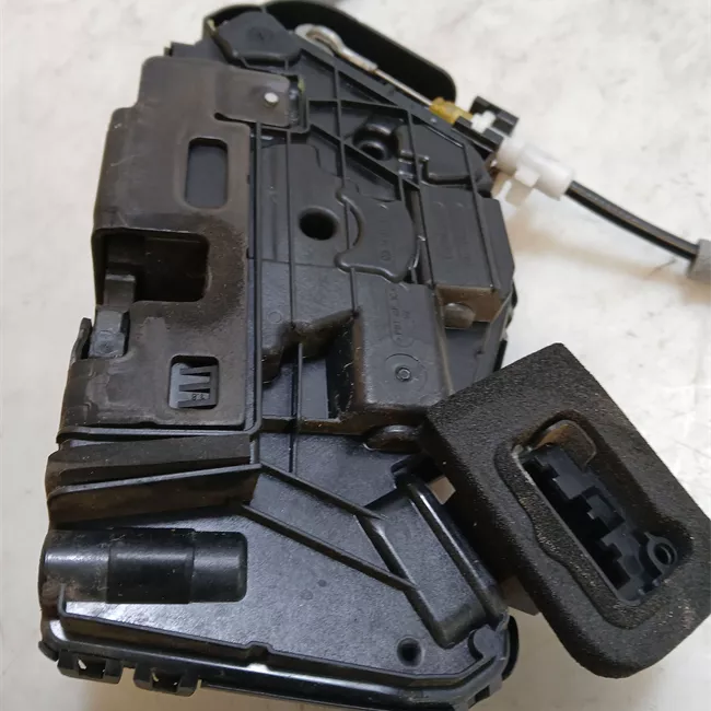 Serratura porta anteriore destra con dispositivo sicurezza Safe