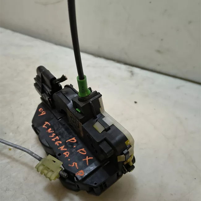 Serratura porta posteriore destra