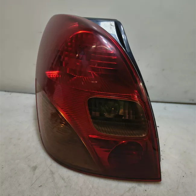 Fanale posteriore sinistro