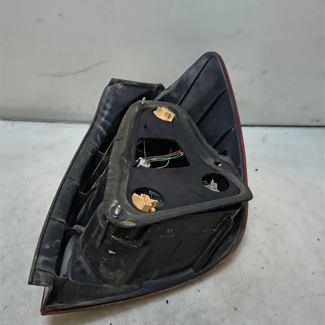 Fanale posteriore sinistro