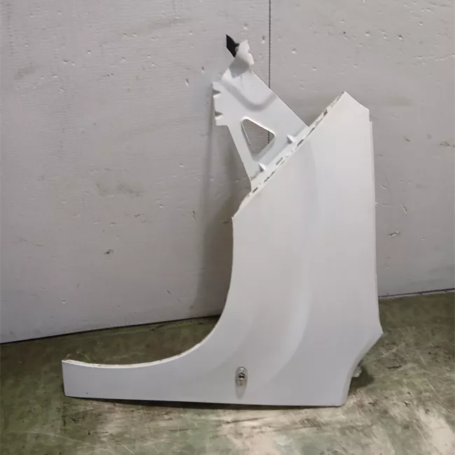 Parafango anteriore sinistro