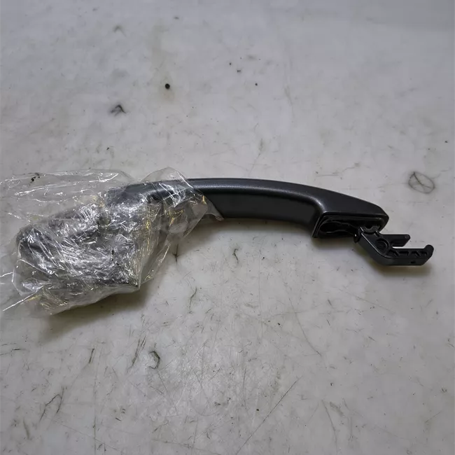 Maniglia porta posteriore sinistra con striscia cromata primer
