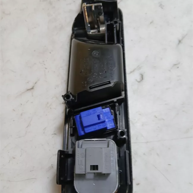 Maniglia interna apertura porta anteriore sinistra nero satinato/cromatura opaca