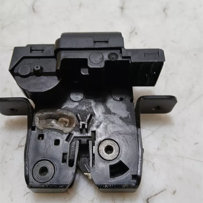 Serratura portello posteriore