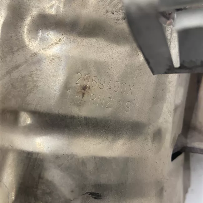 Tubo scarico anteriore con convertitore catalitico