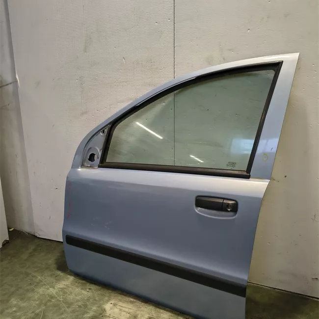 Porta anteriore sinistra