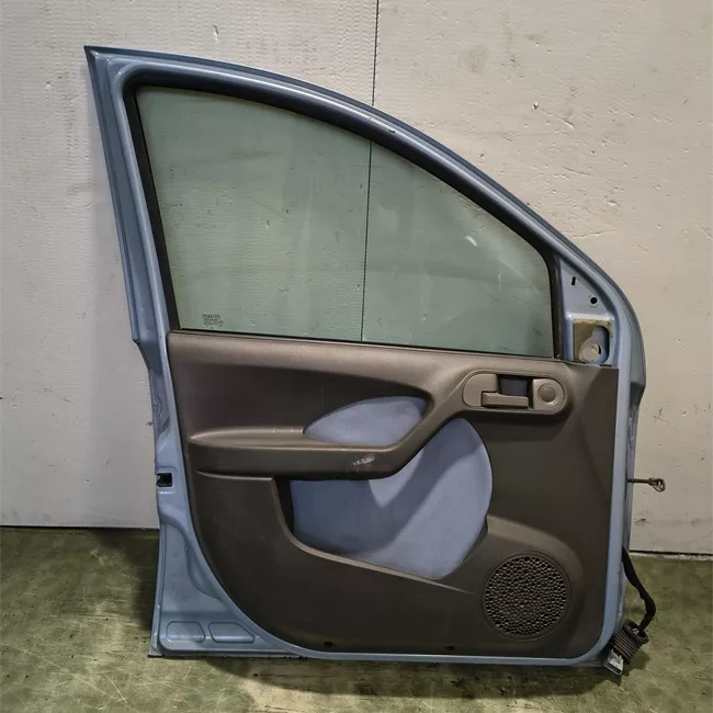 Porta anteriore sinistra