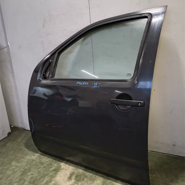 Porta anteriore sinistra