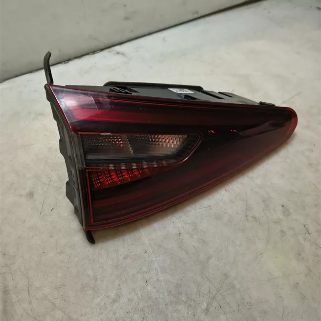 Fanale posteriore parte interno sinistro