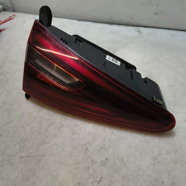 Fanale posteriore parte interno sinistro