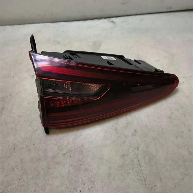 Fanale posteriore parte interno sinistro