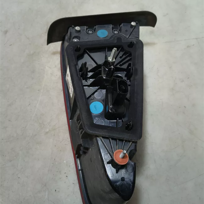 Fanale posteriore parte interno destro