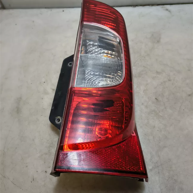 Fanale posteriore destro