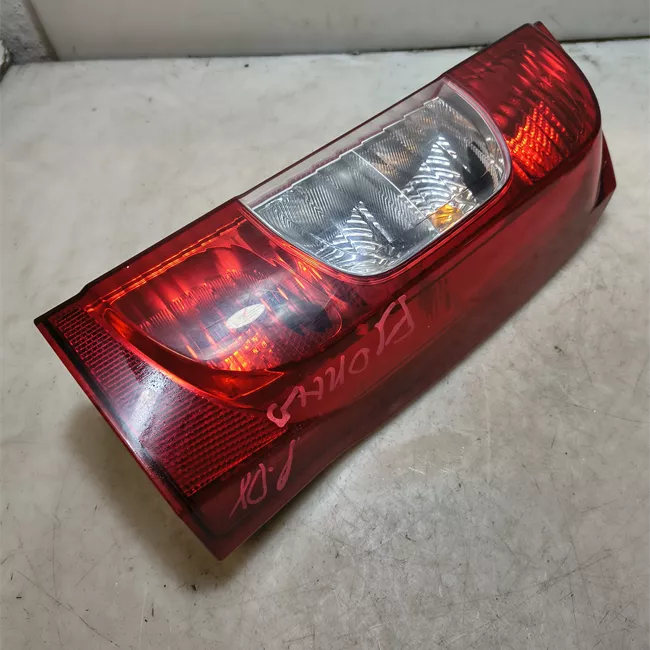 Fanale posteriore destro