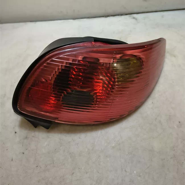 Fanale posteriore destro OPR 09582<