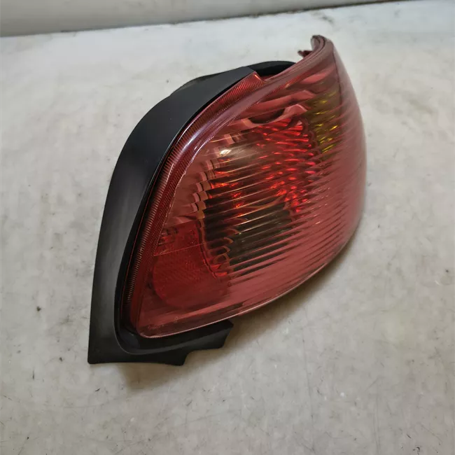 Fanale posteriore destro OPR 09582<