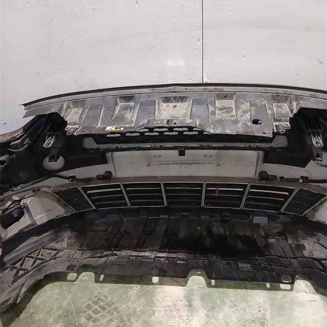 Paraurti anteriore primer