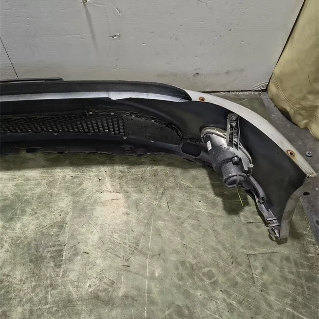 Paraurti anteriore Sport con fendinebbia