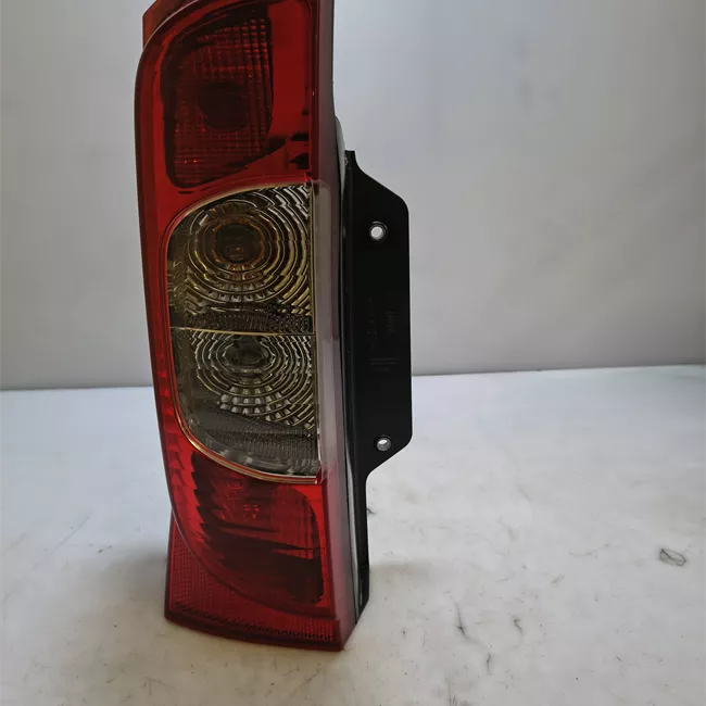 Fanale posteriore sinistro