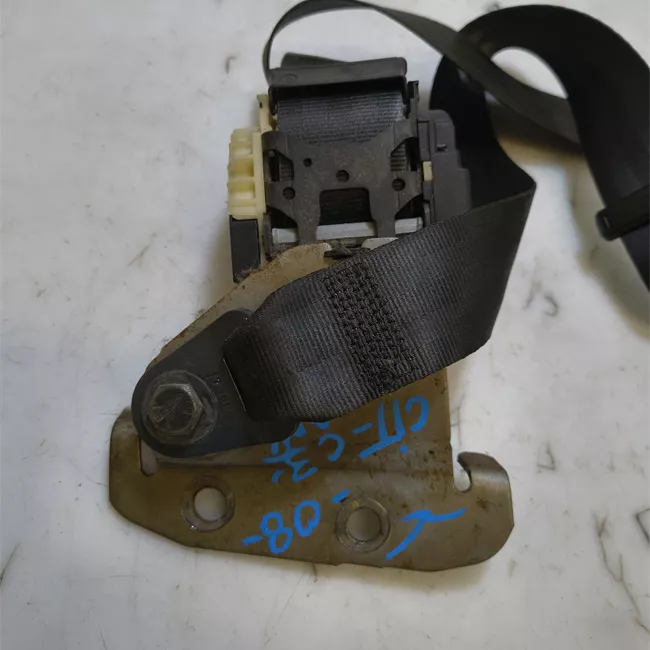 Cintura di sicurezza anteriore sinistra